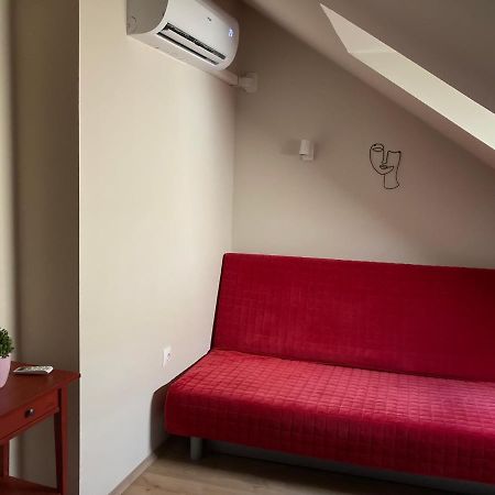 35 Vendeghaz Pecs Apartment Exterior photo